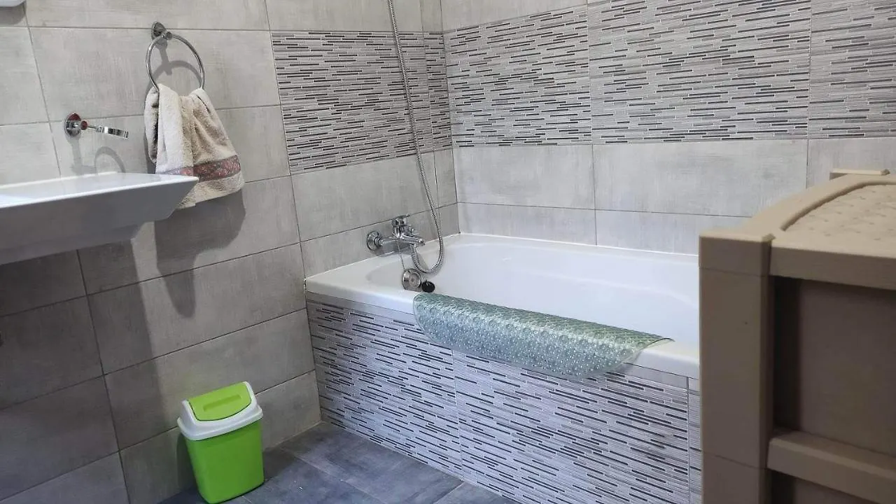 The Cape Residence Luqa Homestay